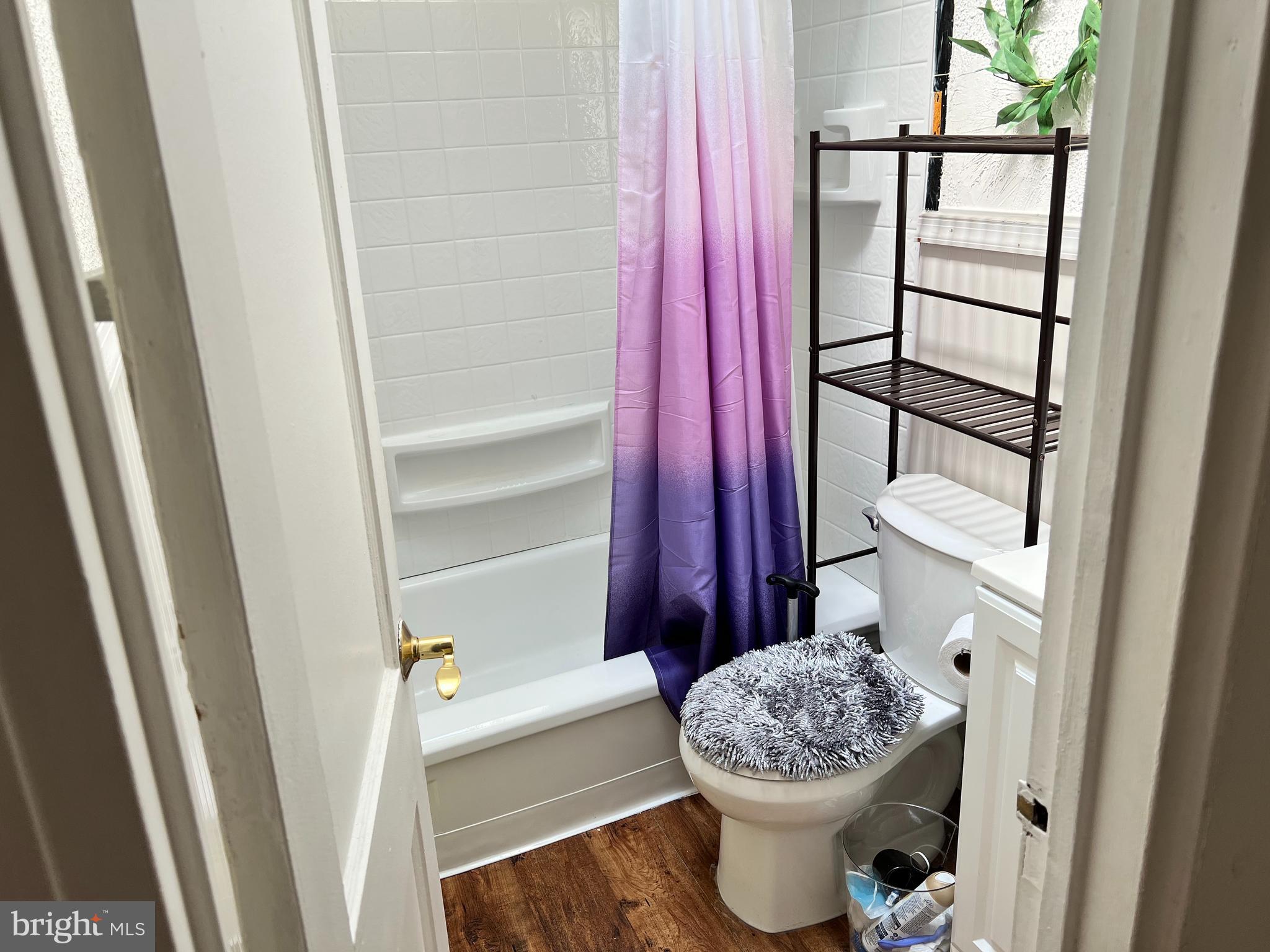 1048 Ash Road Sharon Hill, PA 19079 - Photo 6 of 14 Bathroom