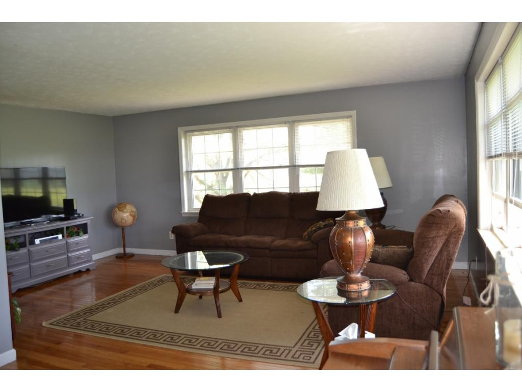 1690 South Allens Bridge Road Greeneville, TN 37743 - Photo 18 of 33 Photo 18
