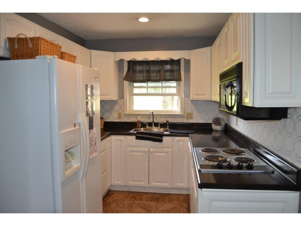 1690 South Allens Bridge Road Greeneville, TN 37743 - Photo 10 of 33 Photo 10