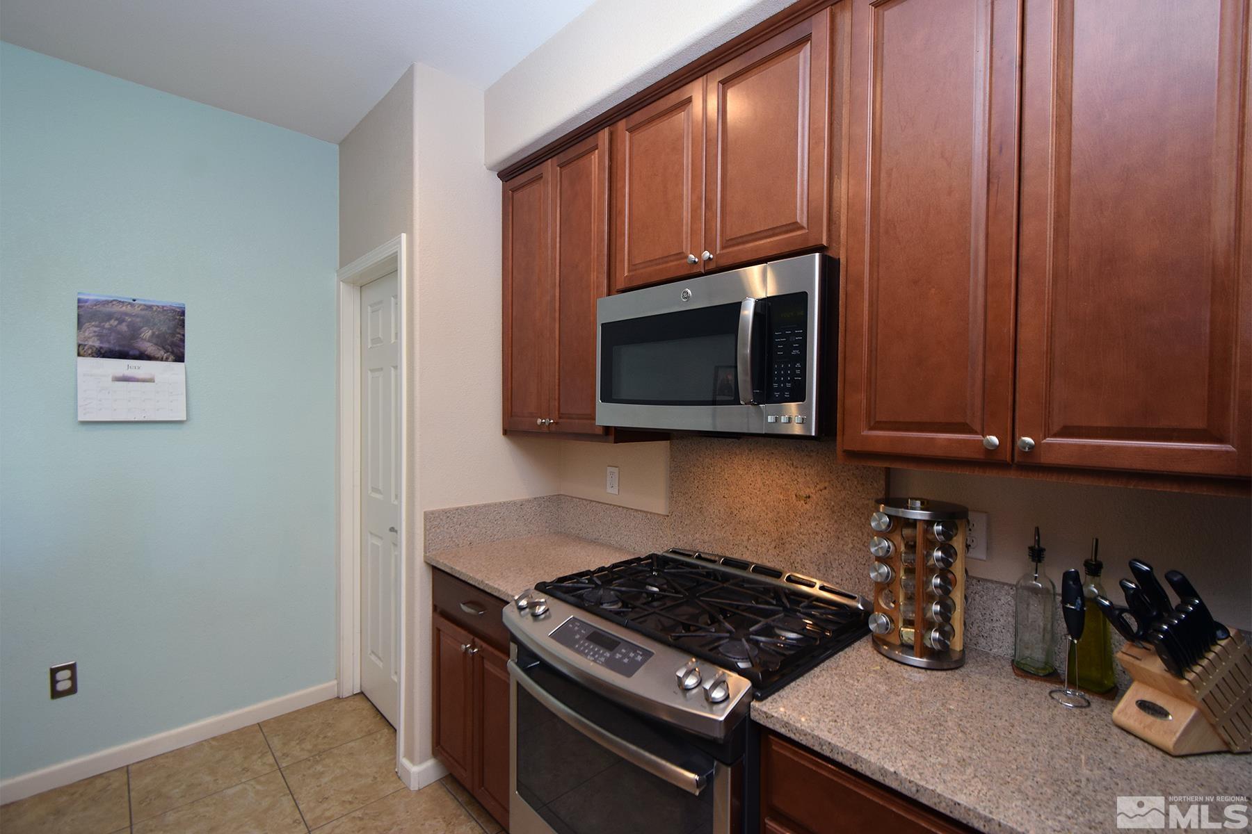 2280 Lymbery Street Reno, NV 89509 - Photo 9 of 28 Photo 9