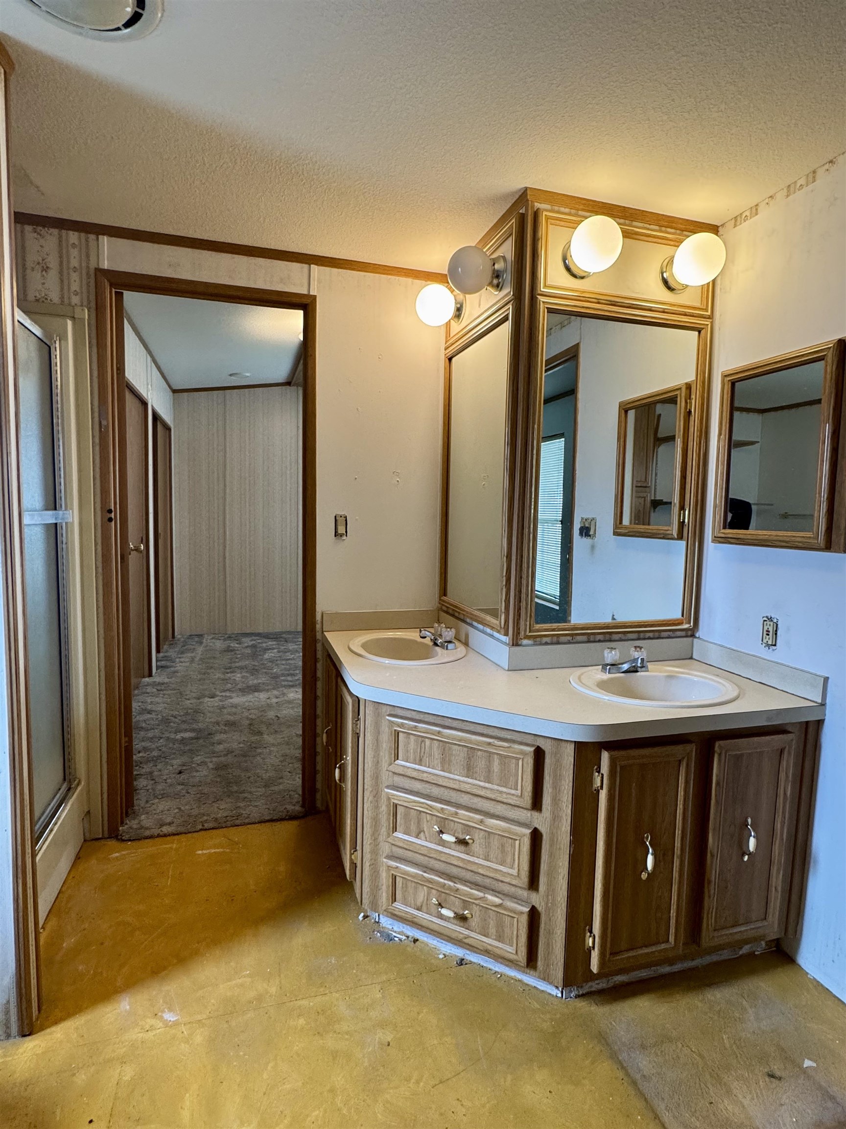 106 South Flora Road, Unit 1 Spokane Valley, WA 99016 - Photo 15 of 26