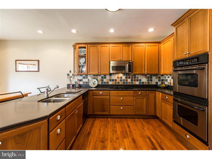 15 Landon Way Exton, PA 19341 - Photo 12 of 25 Kitchen