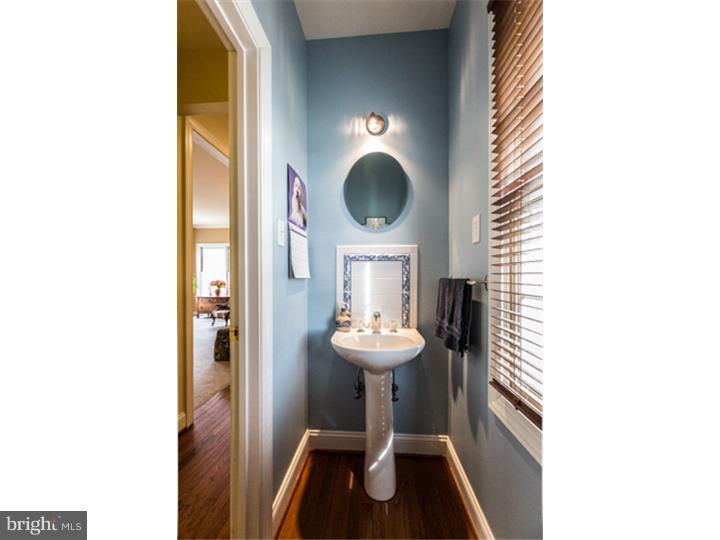 15 Landon Way Exton, PA 19341 - Photo 4 of 25 Half Bath