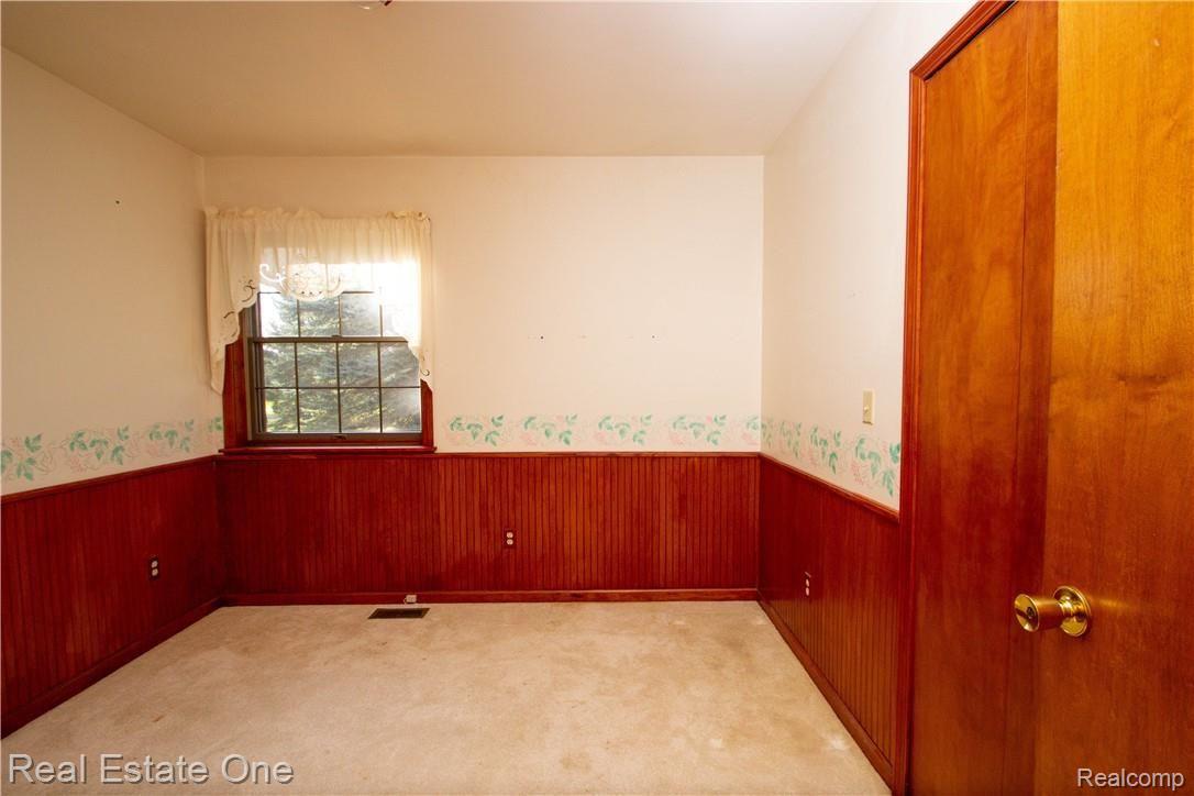 1449 Lake Nepessing Road Lapeer, MI 48446 - Photo 16 of 27 exterior-location-lake-10.jpg