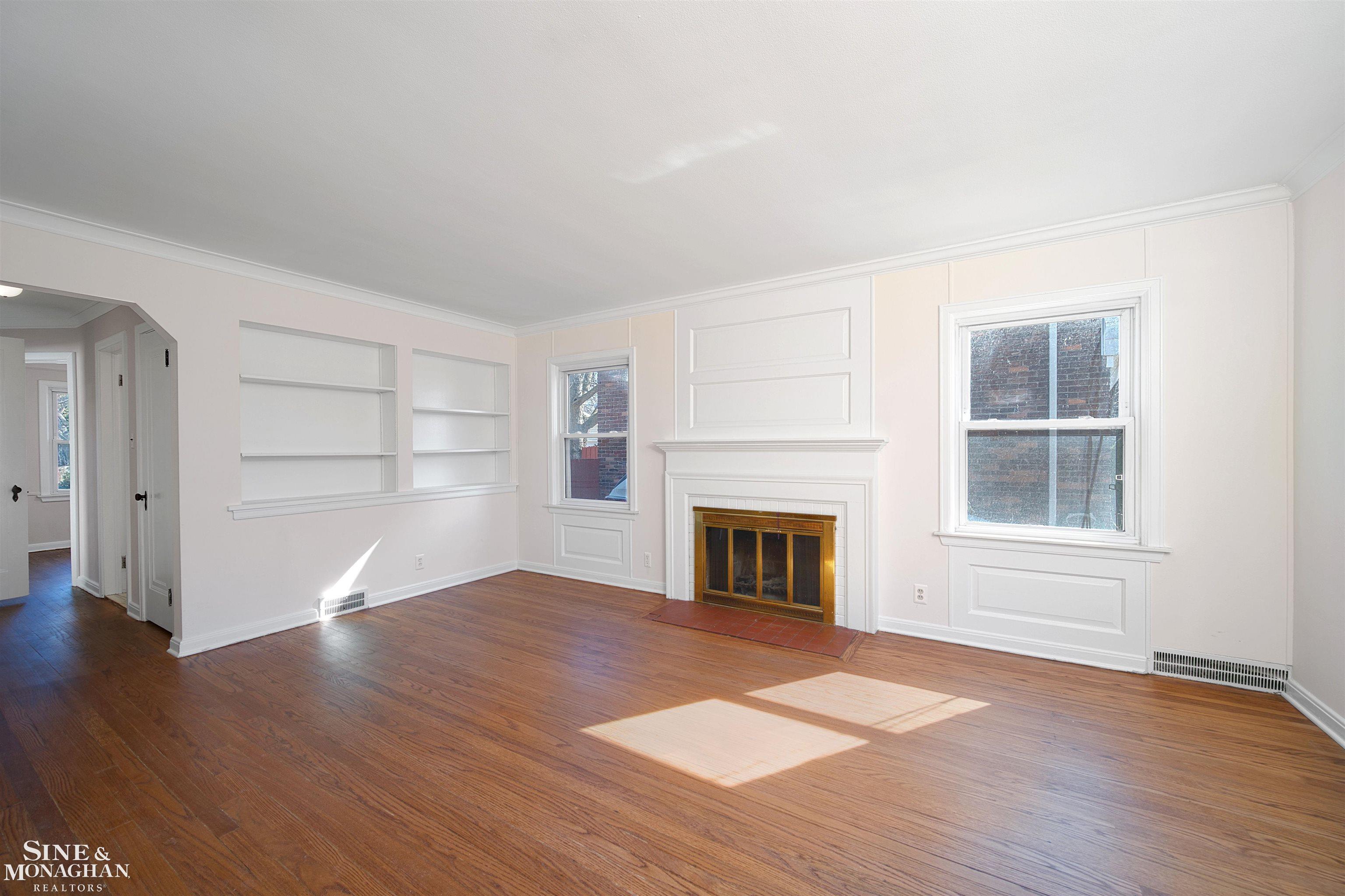 1448 Vernier Road Grosse Pointe Woods, MI 48236 - Photo 8 of 27