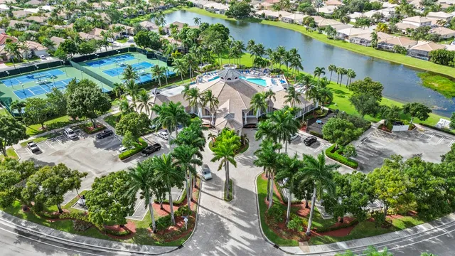 a view of a garden with a lake