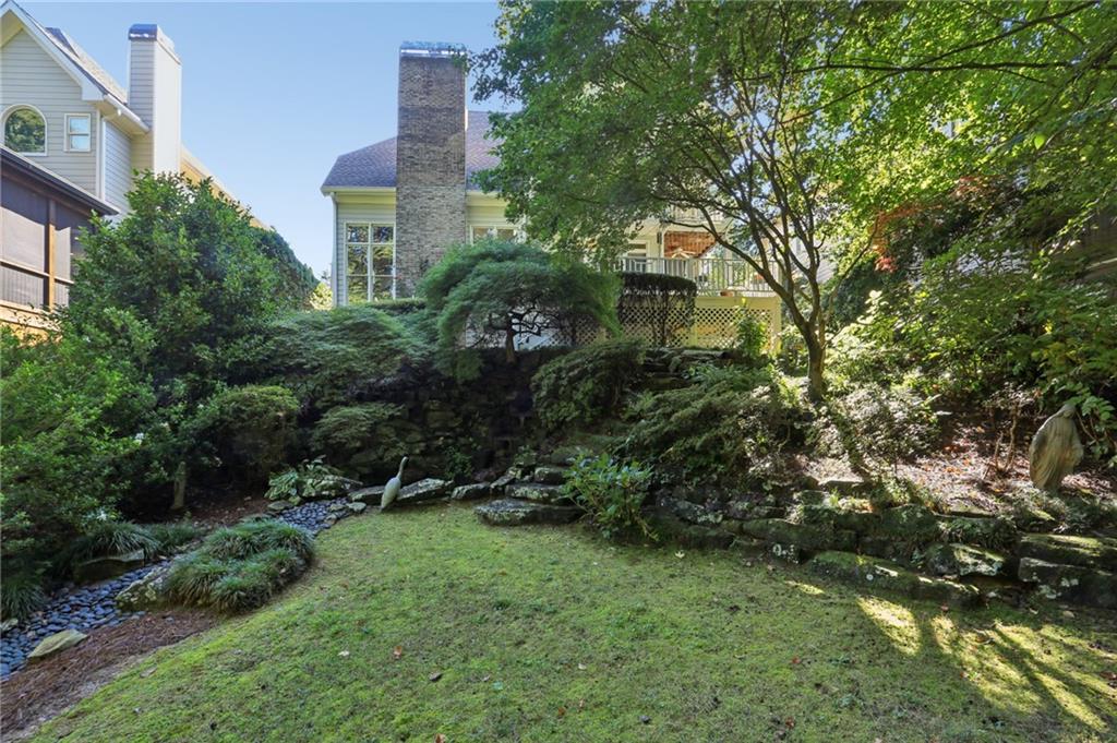 2264 Lenox Ridge Court Northeast Atlanta, GA 30319 - Photo 8 of 43 Gallery Image 8