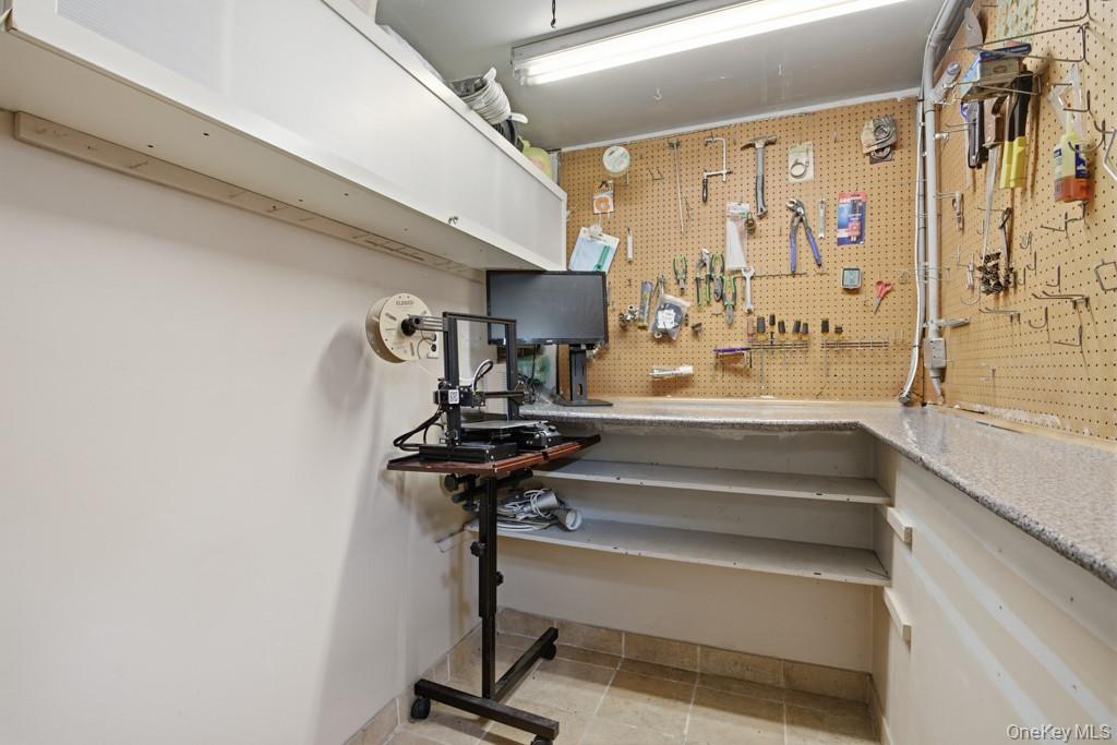 29 Montrose Road Yonkers, NY 10710 - Photo 16 of 23