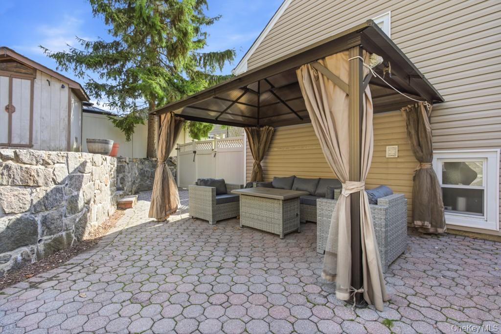 29 Montrose Road Yonkers, NY 10710 - Photo 17 of 23