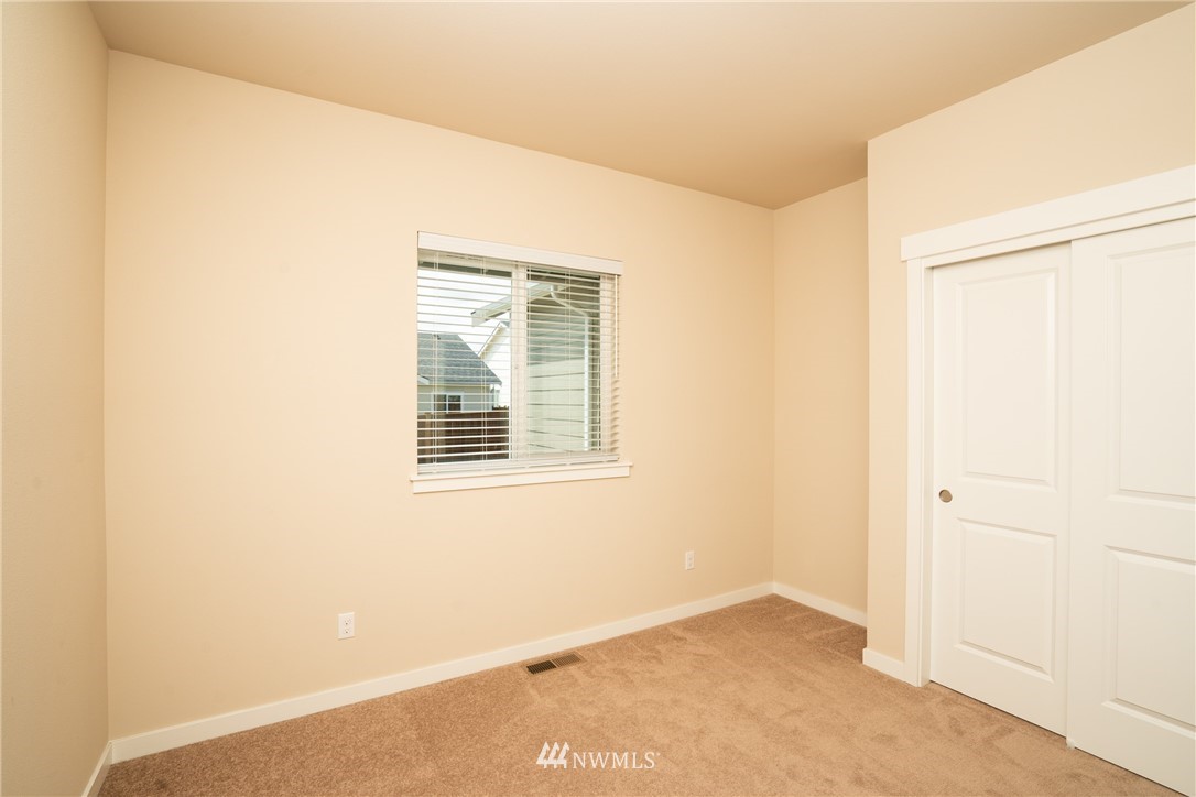 3828 McLaughlin Road Mount Vernon, WA 98273 - Photo 10 of 21 Gallery Image 10