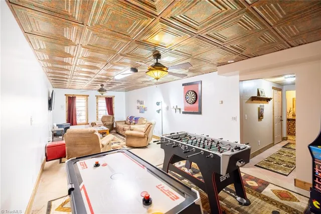 $685,000 | 703 Powder Horn Mountain Road, Deep Gap, NC 28618