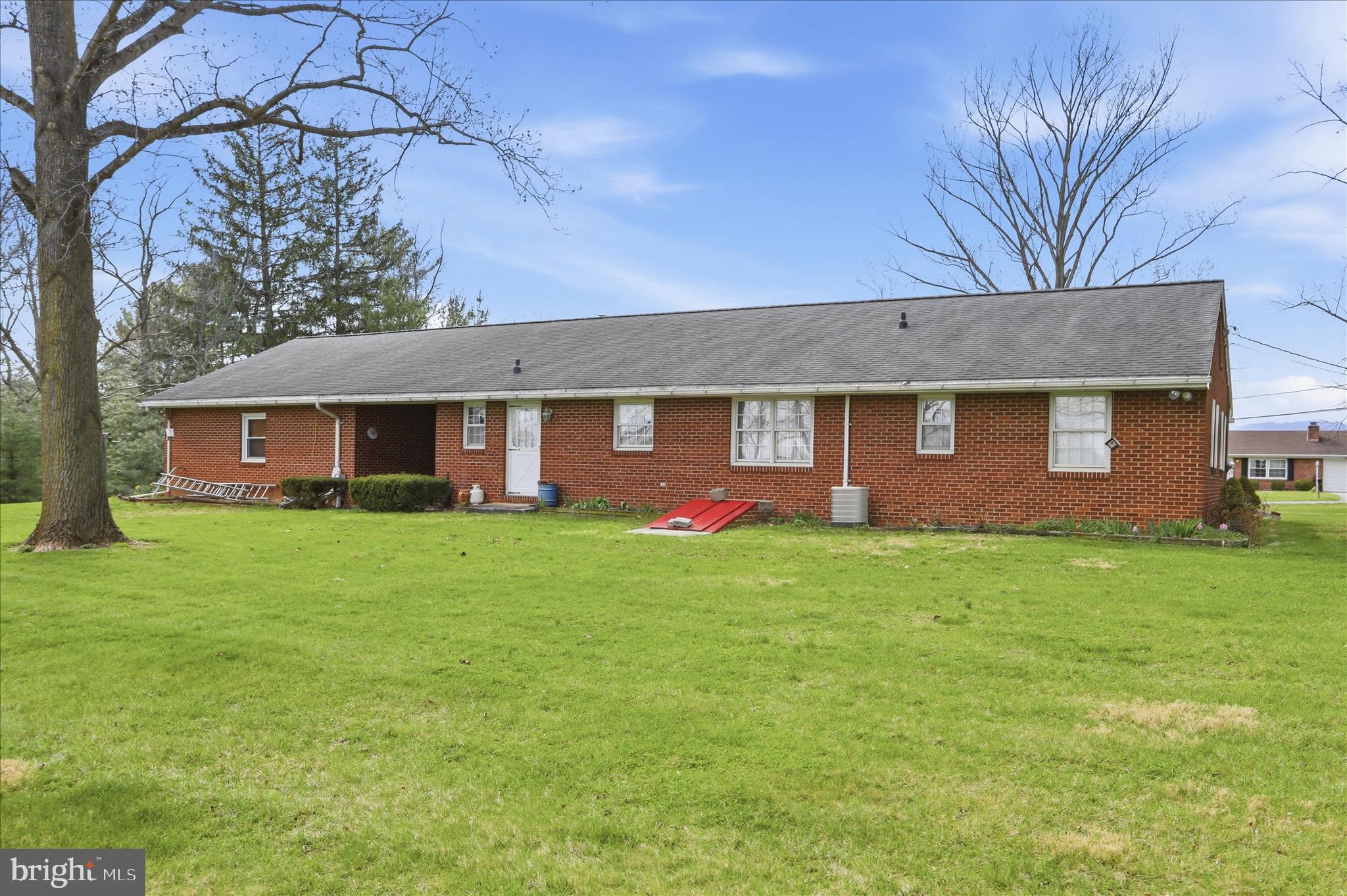 12525 Ashton Road Clear Spring, MD 21722 - Photo 8 of 21 Gallery Image 8