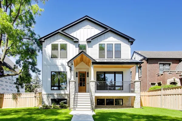 $1,527,000 | 6010 North Neva Avenue, Chicago, IL 60631
