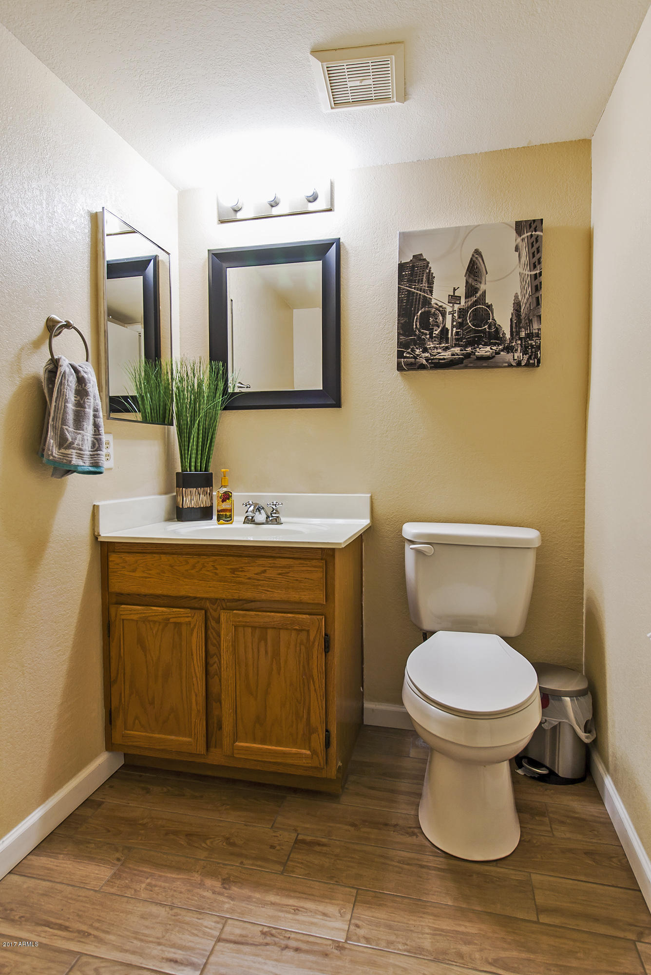 8672 West Monte Vista Road Phoenix, AZ 85037 - Photo 11 of 23 11