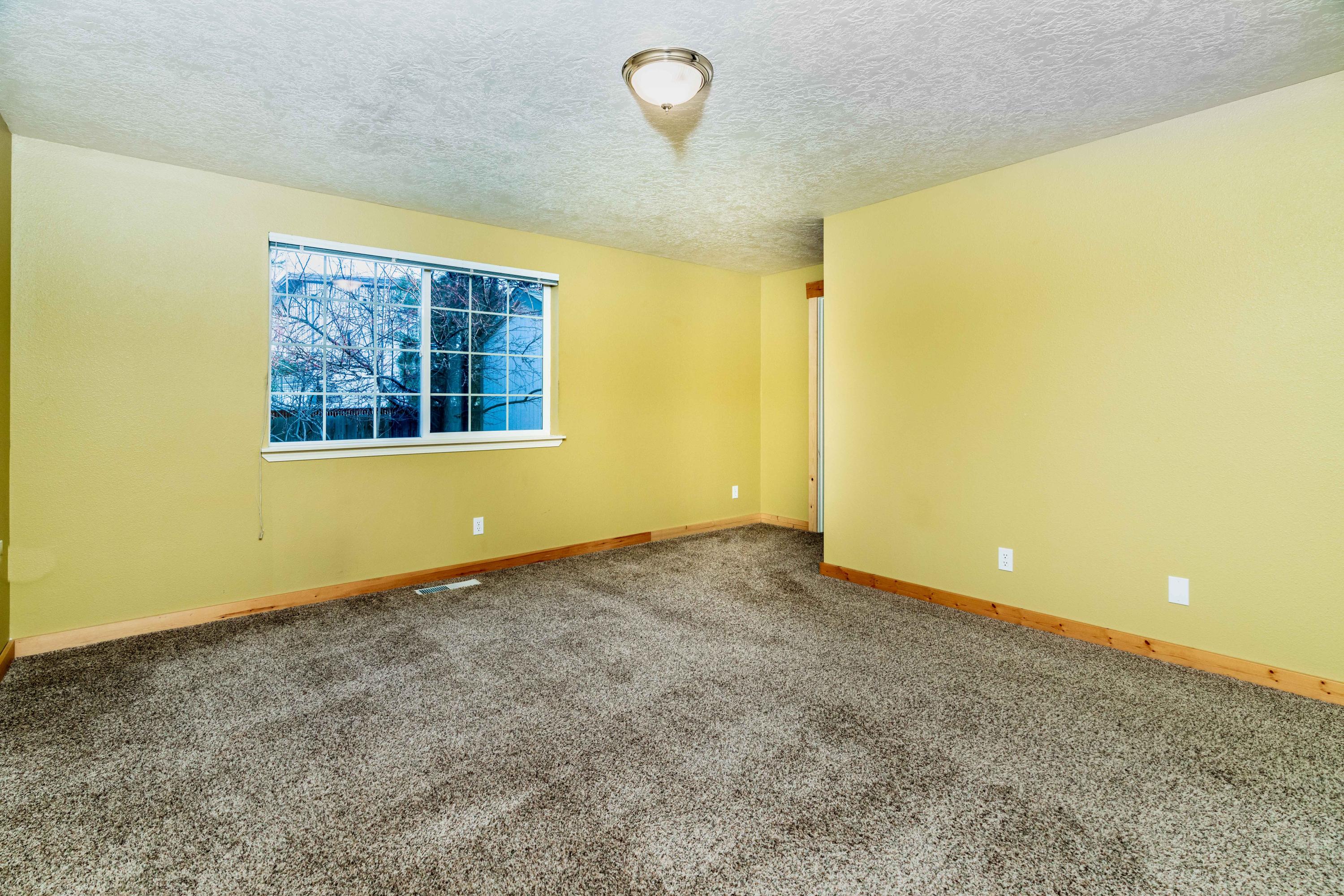 20234 Star Ridge Court Bend, OR 97703 - Photo 11 of 27 12.0