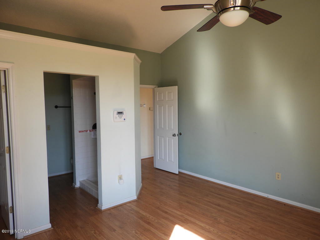 2901 Rouse Road Kinston, NC 28504 - Photo 11 of 15 96 MASTER BEDROOM