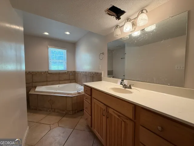 $220,000 | 54 Stonewood Forest, Toccoa, GA 30577