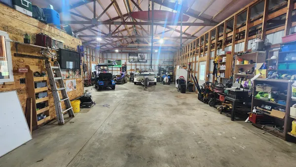 $750,000 | 573 State Highway 30, Pipestone, MN 56164