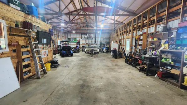 $750,000 | 573 State Highway 30, Pipestone, MN 56164