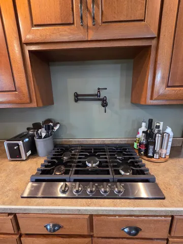 $750,000 | 573 State Highway 30, Pipestone, MN 56164