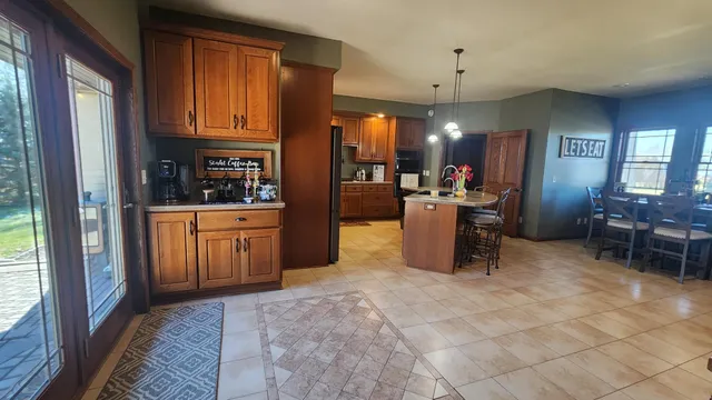 $750,000 | 573 State Highway 30, Pipestone, MN 56164