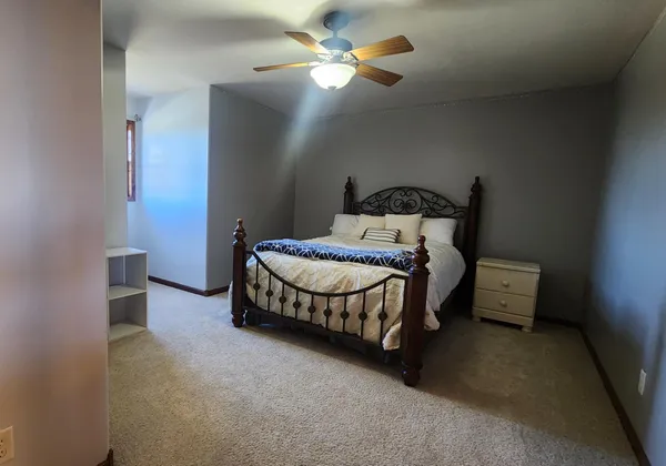 $750,000 | 573 State Highway 30, Pipestone, MN 56164