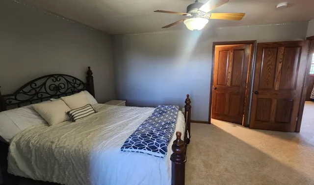 $750,000 | 573 State Highway 30, Pipestone, MN 56164