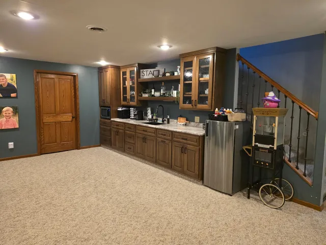 $750,000 | 573 State Highway 30, Pipestone, MN 56164