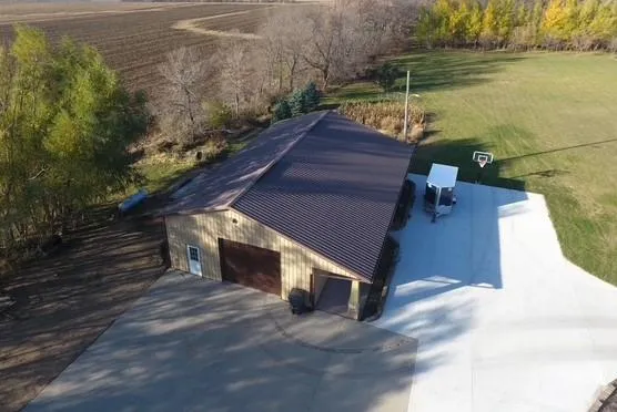 $750,000 | 573 State Highway 30, Pipestone, MN 56164