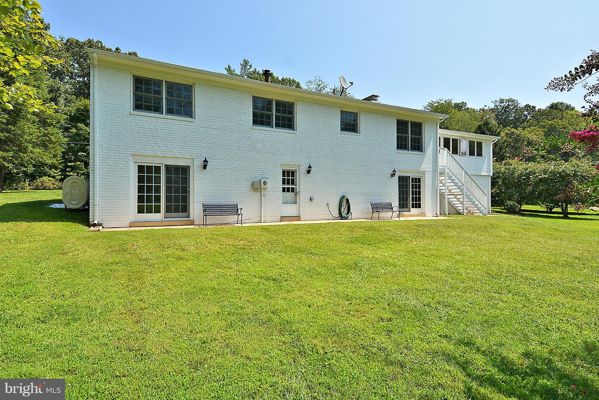 326 River Bend Road Great Falls, VA 22066 - Photo 12 of 13 4- sides brick for low maintenance