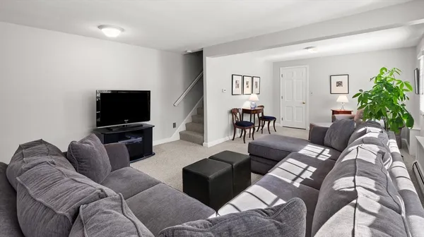 $934,900 | 6 Audubon Drive, Topsfield, MA 01983