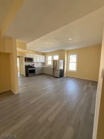 $2,600 | 251 Clinton Place, Newark, NJ 07112