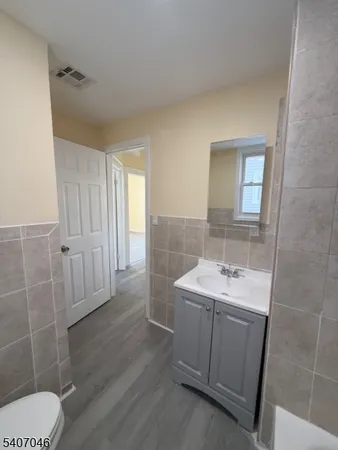$2,600 | 251 Clinton Place, Newark, NJ 07112