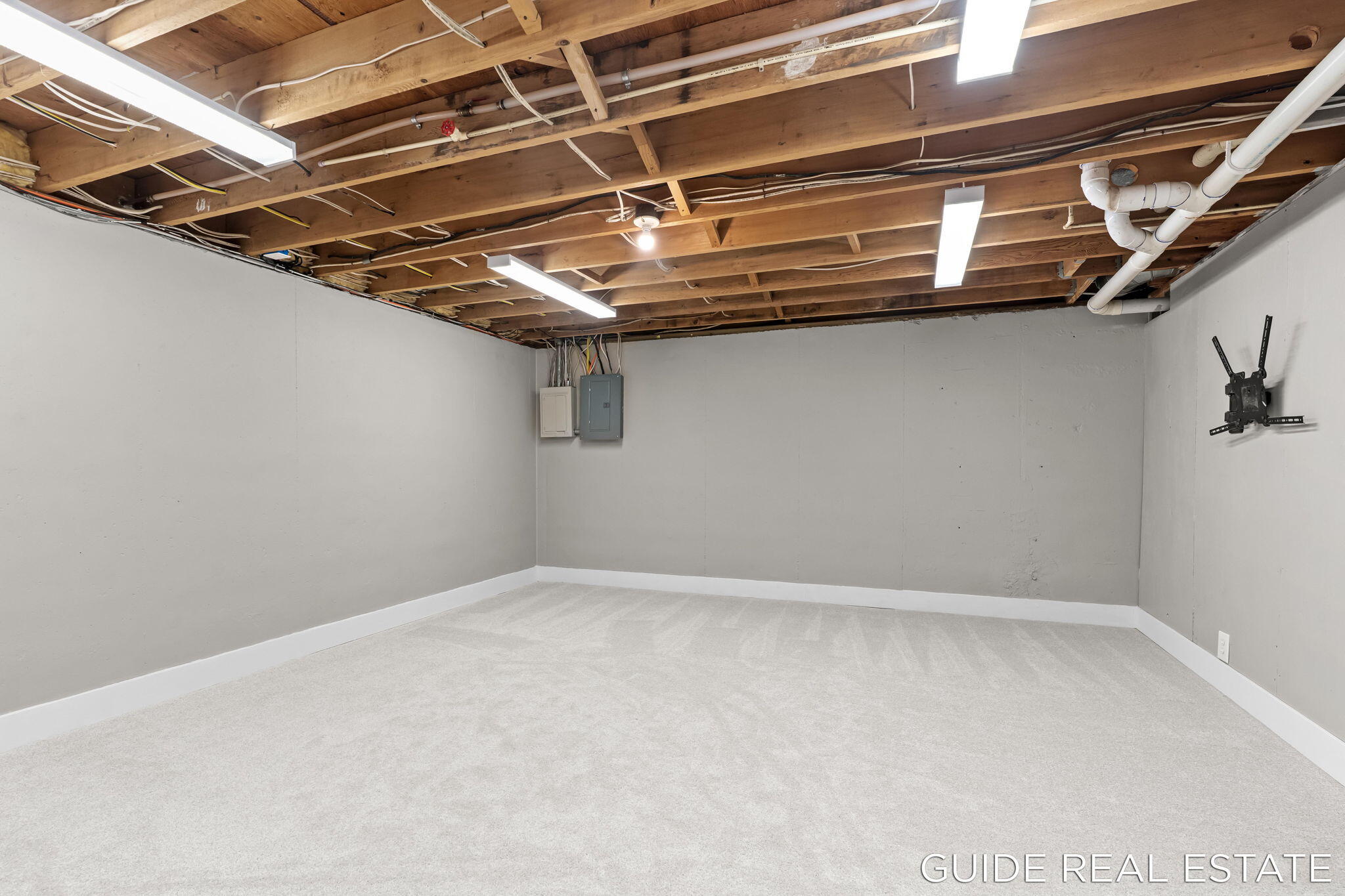 5218 Fillmore Street Allendale, MI 49401 - Photo 32 of 55 32-web-or-mls-Project_20260607_6597