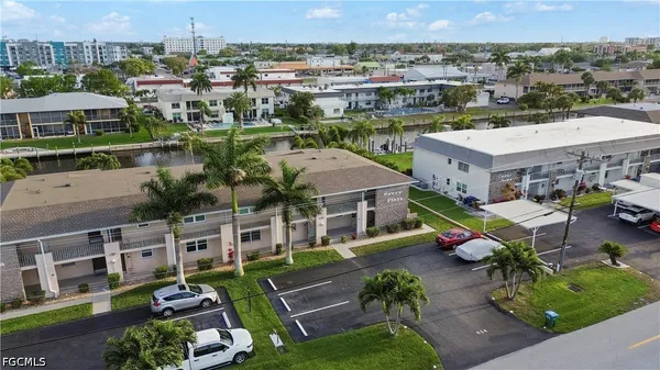 $175,000 | 834 Southeast 46th Street, Unit 1C, Cape Coral, FL 33904