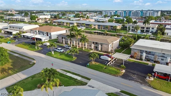 $175,000 | 834 Southeast 46th Street, Unit 1C, Cape Coral, FL 33904