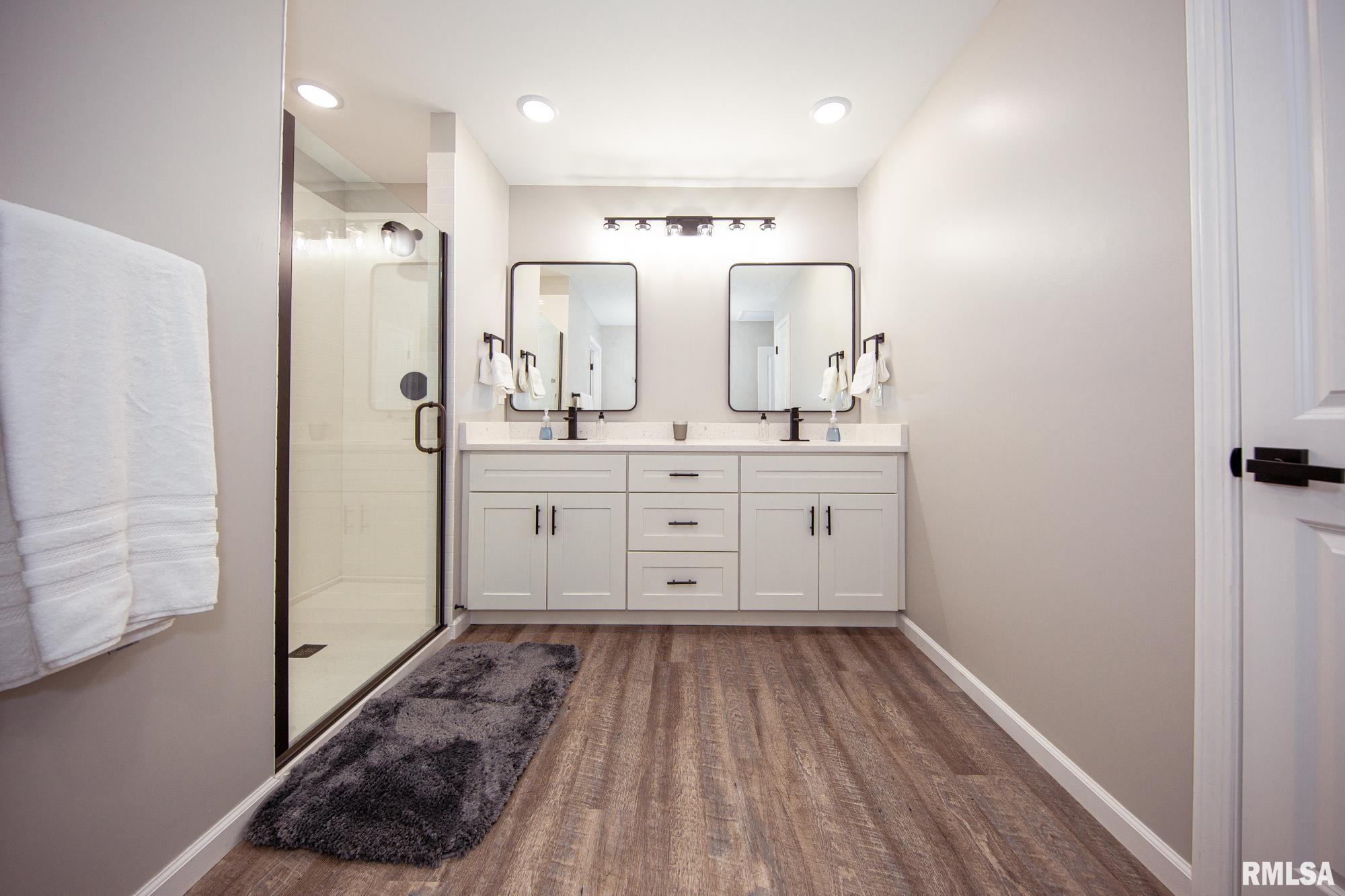 12147 Pebble Point Road Marion, IL 62959 - Photo 28 of 47