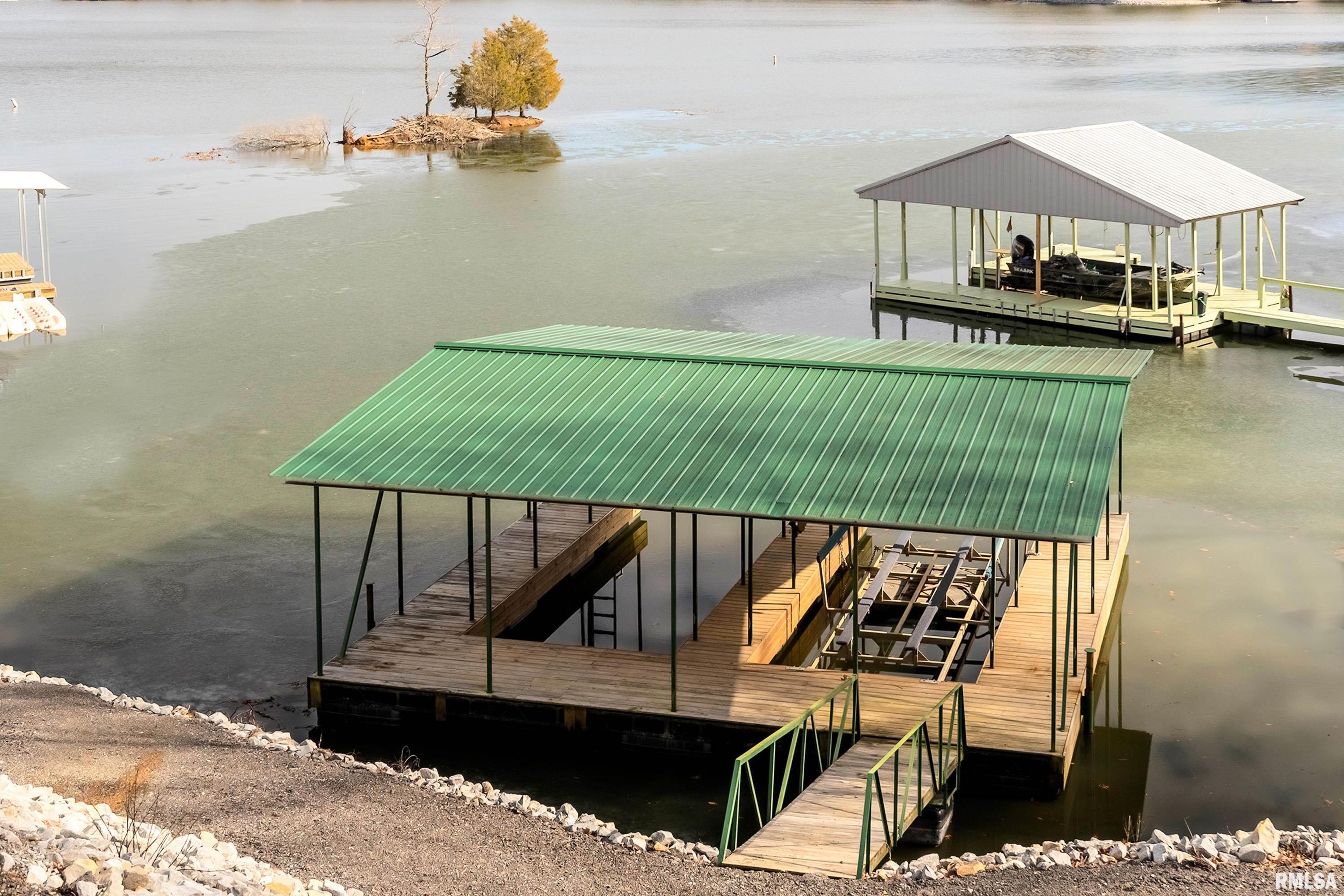 12147 Pebble Point Road Marion, IL 62959 - Photo 4 of 47