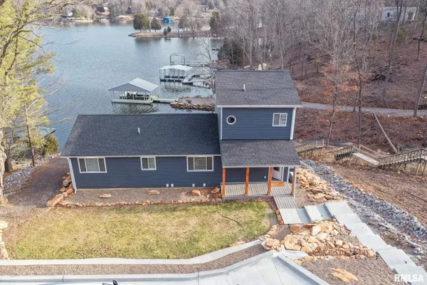 $695,000 | 12147 Pebble Point Road, Marion, IL 62959