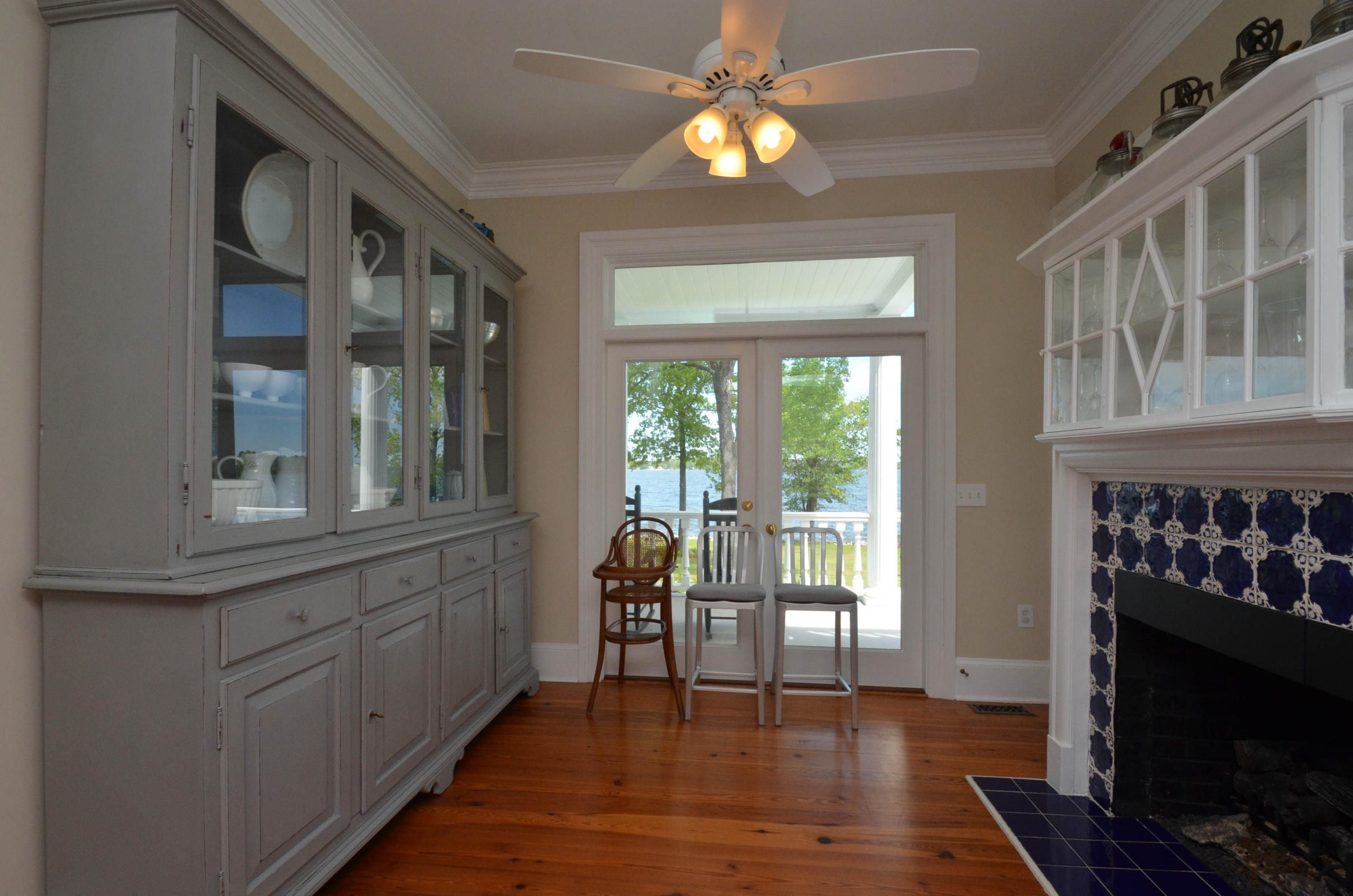 764 Caughman Point Lake Murray, SC 29070 - Photo 12 of 50 Eat-in kitchen