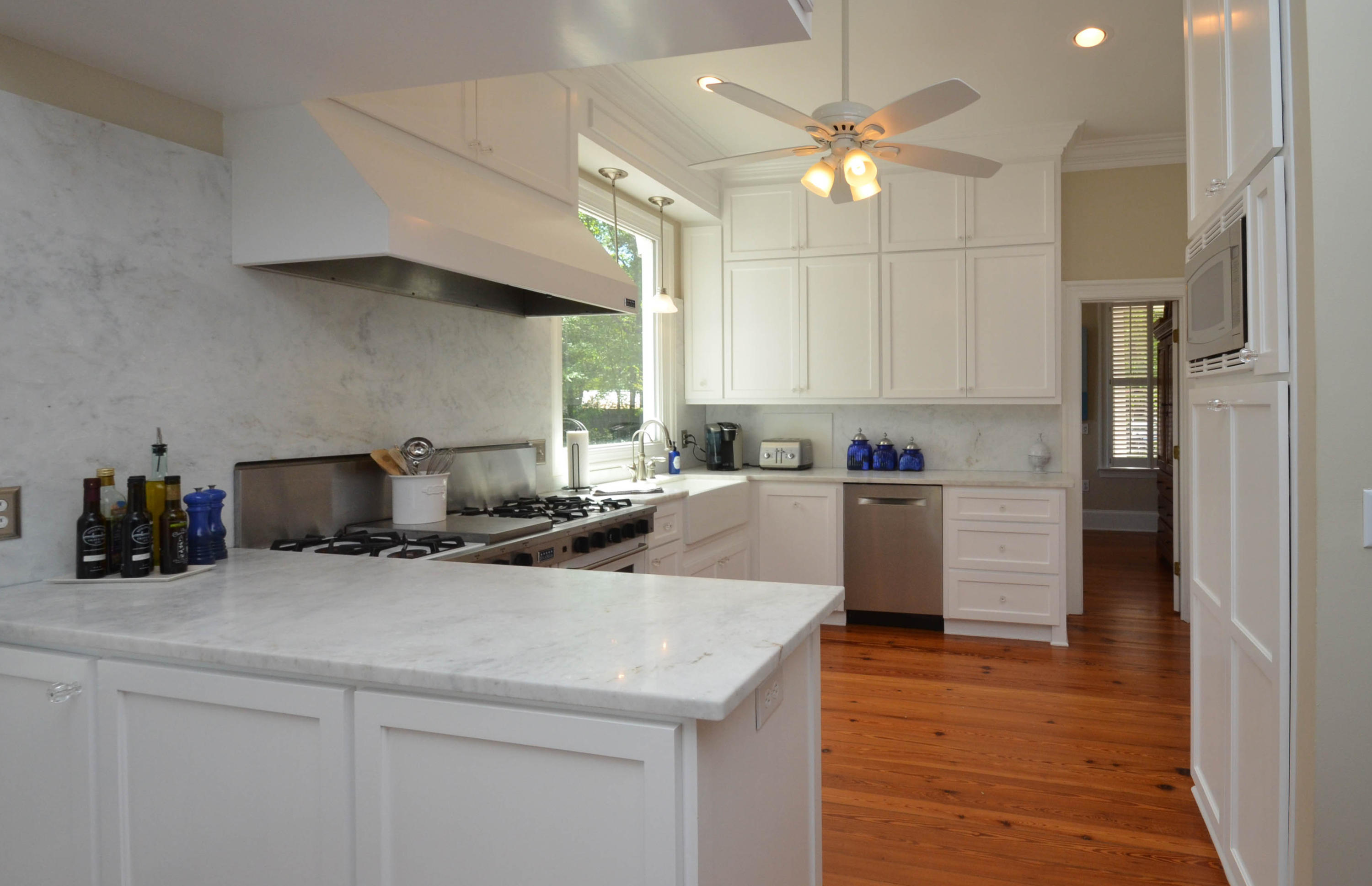 764 Caughman Point Lake Murray, SC 29070 - Photo 15 of 50 Newly Remodeled Kitchen