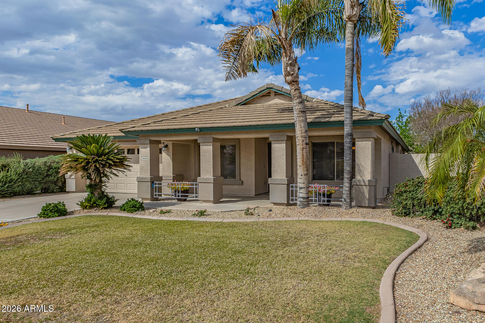 3930 East Simpson Road Gilbert, AZ 85297 - Photo 4 of 33 06 - Simpson