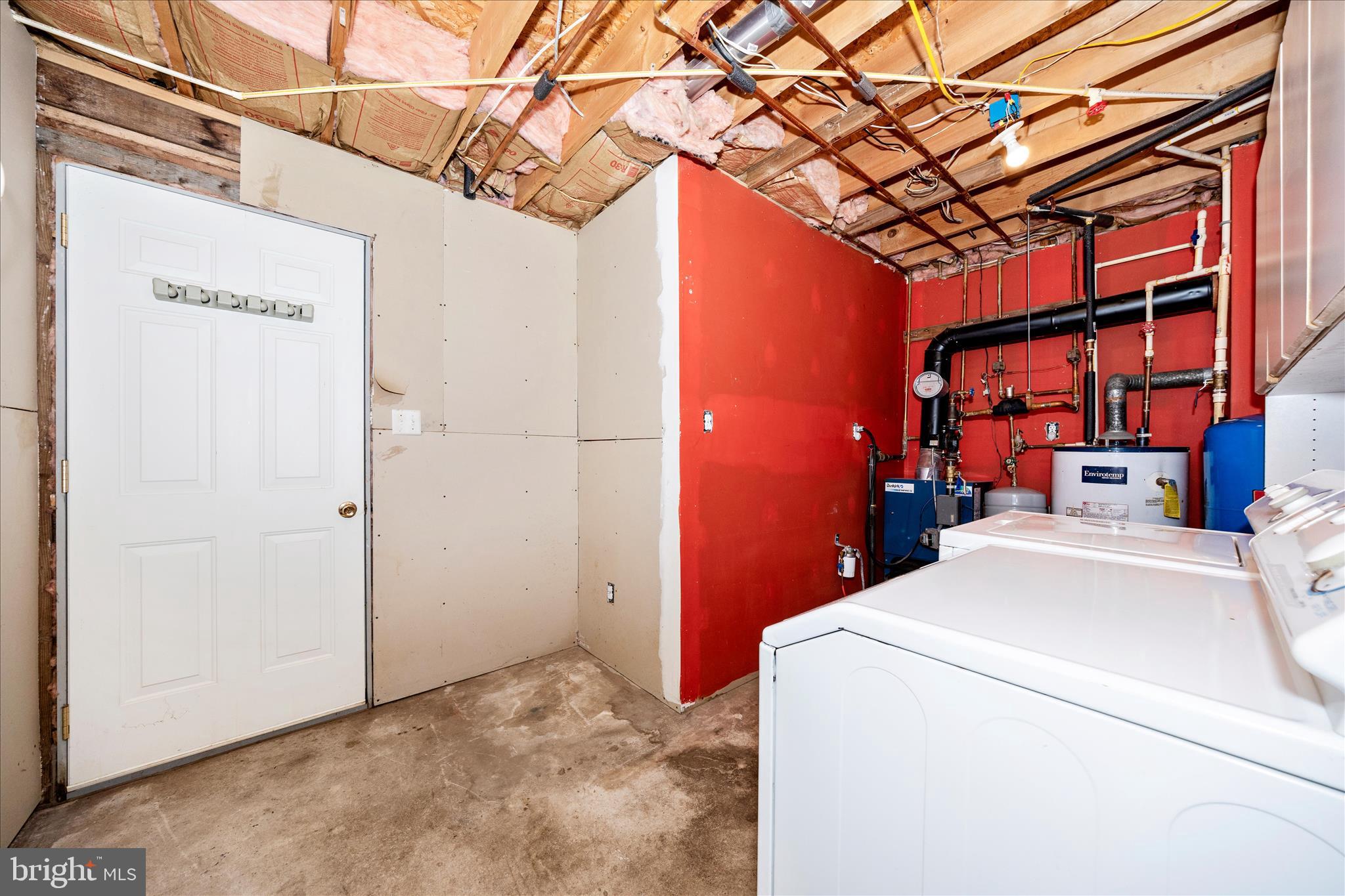 2301 Mt Ephraim Road Adamstown, MD 21710 - Photo 20 of 54 Laundry area on main floor