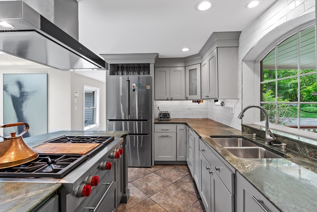 6 Brooks Hill Road Lincoln, MA 01773 - Photo 17 of 41