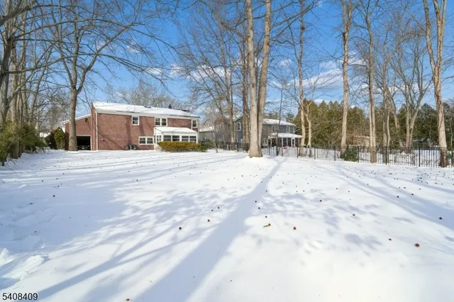 $735,000 | 20 Archbridge Lane, Springfield, NJ 07081