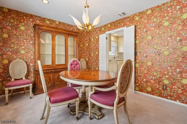 $735,000 | 20 Archbridge Lane, Springfield, NJ 07081