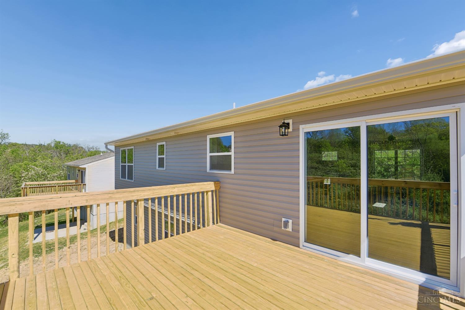 1115 Compton Road Cincinnati, OH 45231 - Photo 42 of 47