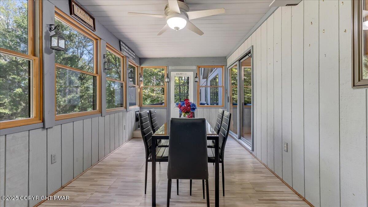 74 Split Rock Road Lake Harmony, PA 18624 - Photo 18 of 77 4 Season/Dining