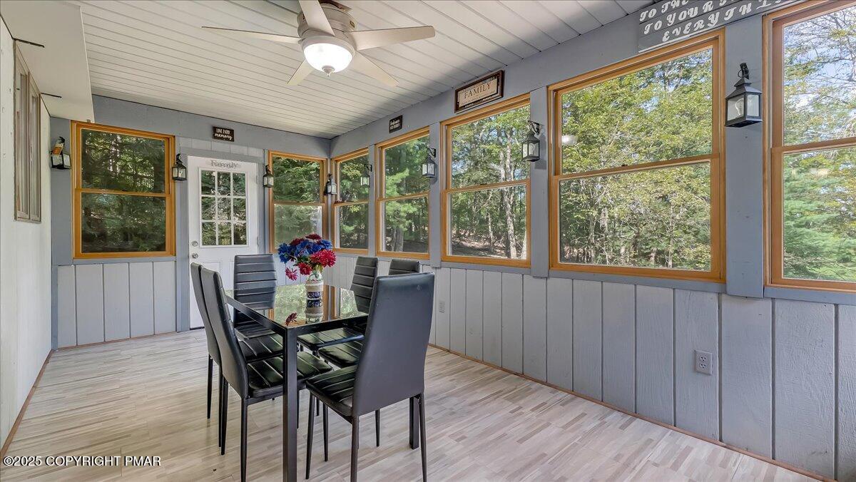 74 Split Rock Road Lake Harmony, PA 18624 - Photo 20 of 77 4 Season/Dining