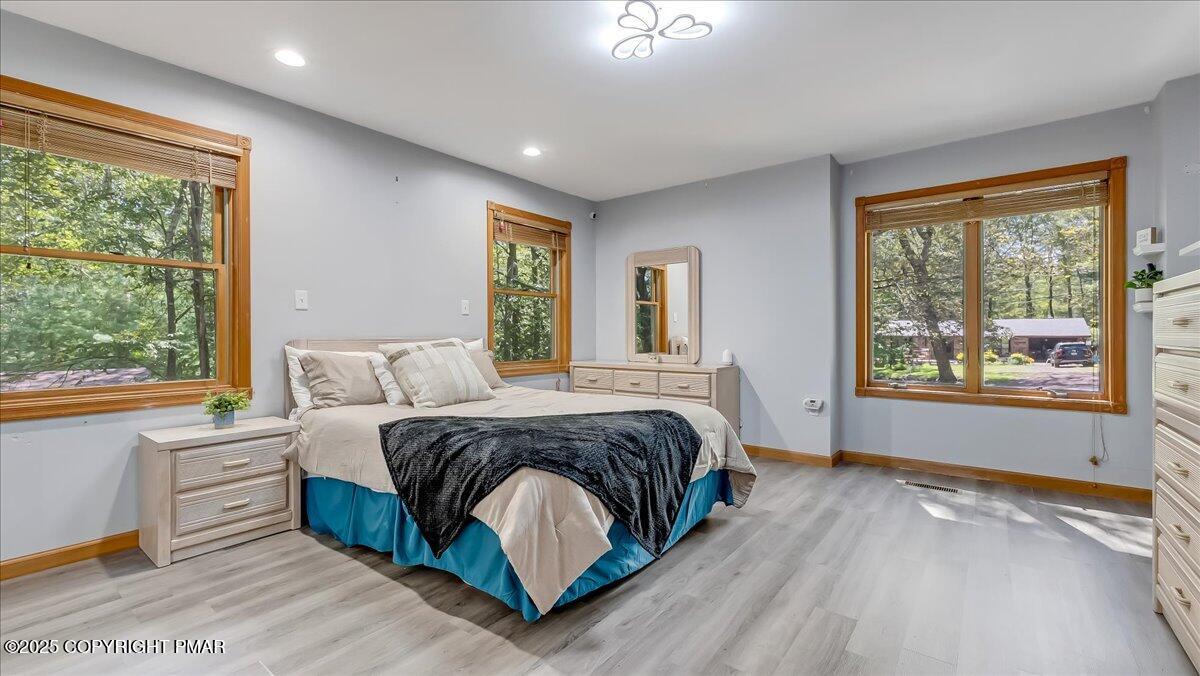 74 Split Rock Road Lake Harmony, PA 18624 - Photo 21 of 77 Primary Bedroom